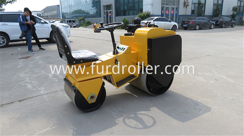 FYL-820 Vibratory Roller